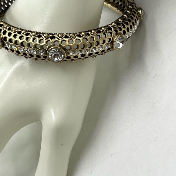 IMAN Global Chic Antiqued Gold Tone Glamour Crystal and Meta Mesh Bangle NWOT - Picture 5 of 12